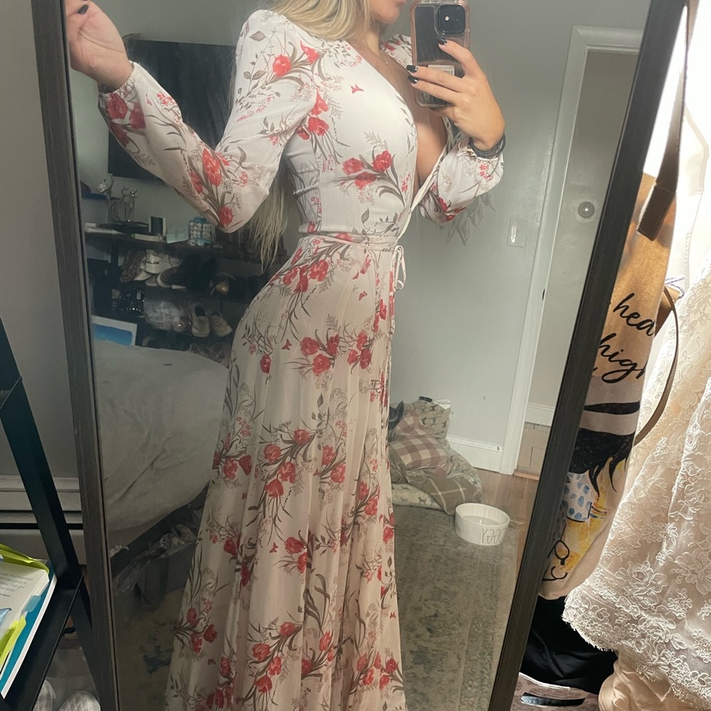 Reformation brand new Milan Dress with added security pin - Picture 12 of 12